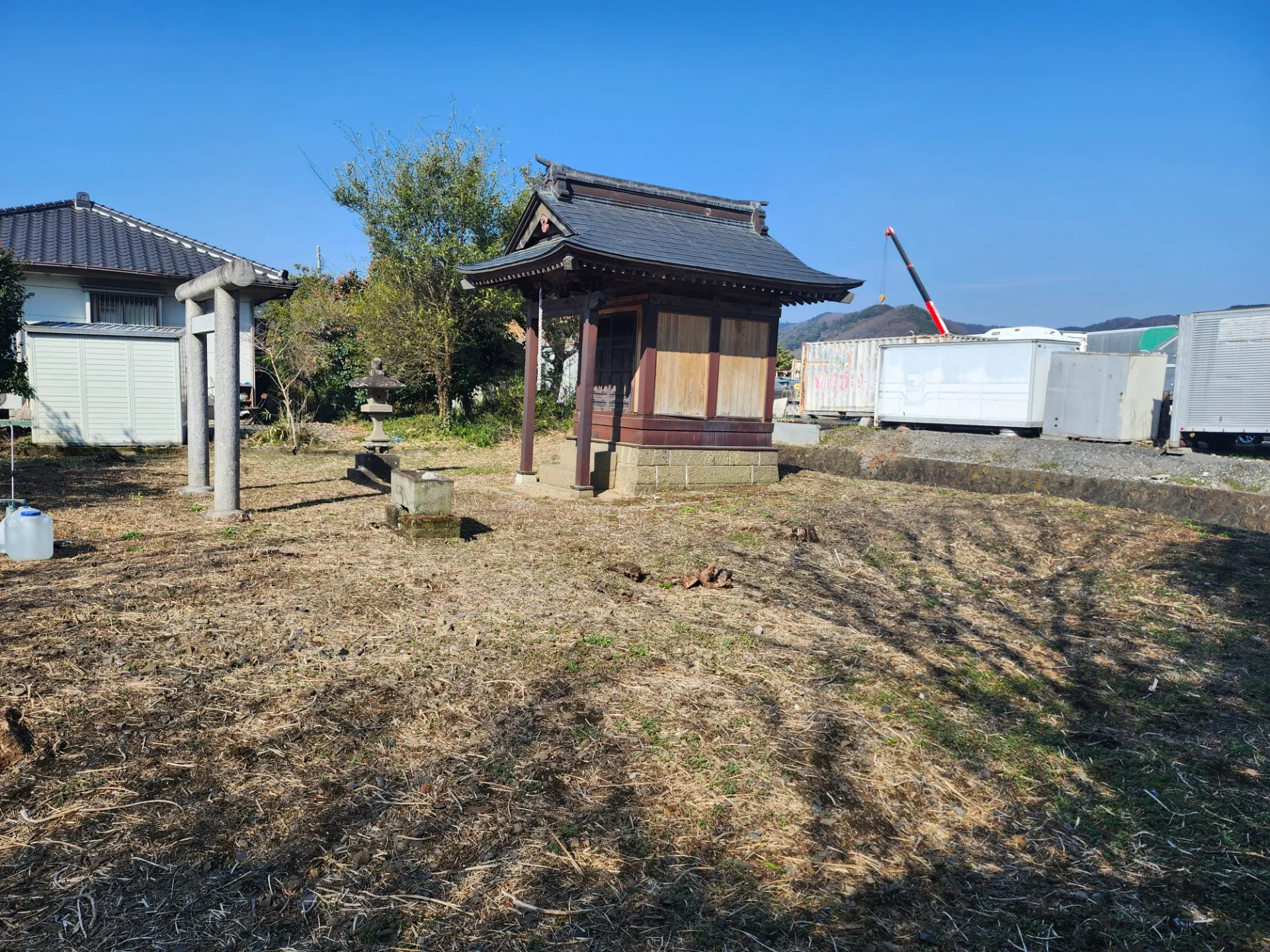 栃木市にて防草シート施工